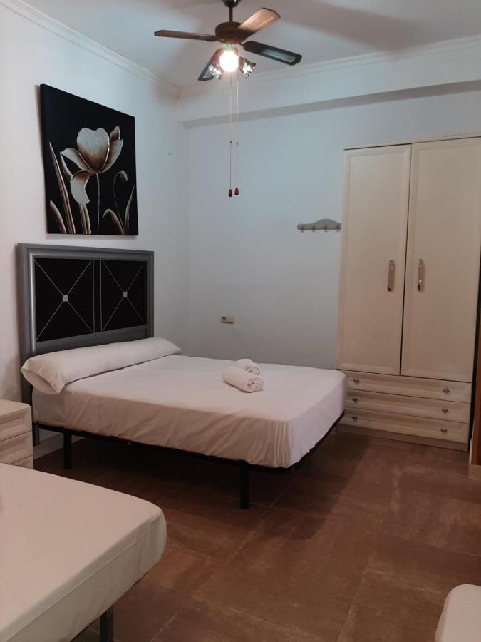 Апартаменты Carihuela La Luna Sun & Beach Торремолинос Экстерьер фото